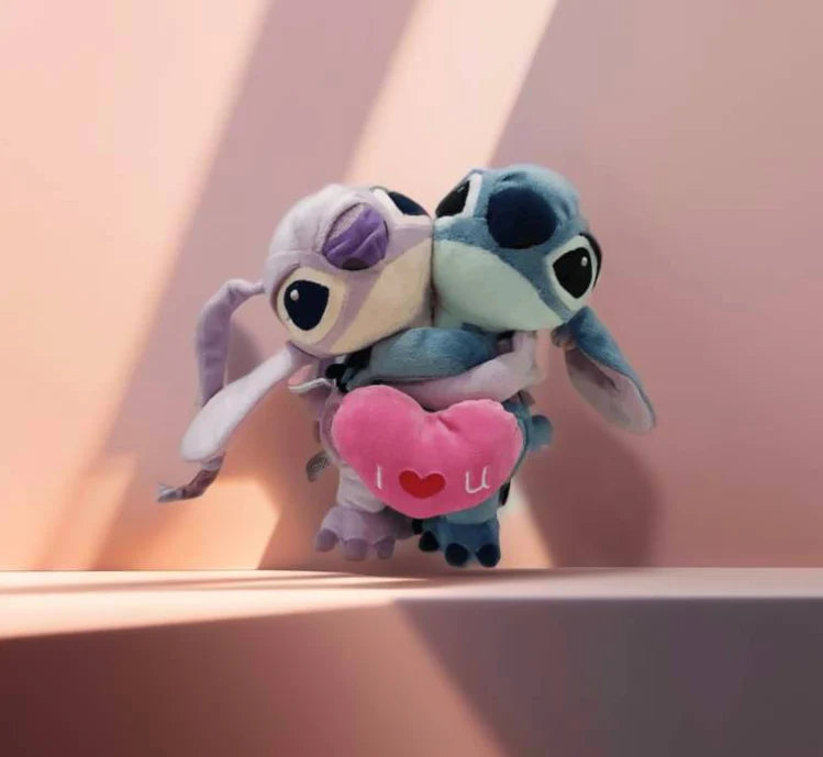 Peluche Stitch Amorevole