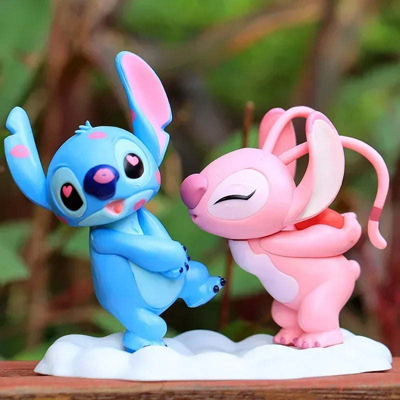 Stitch & Angel innamorati – Figurine romantiche da collezione