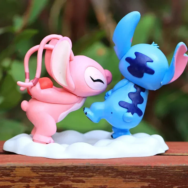 Stitch & Angel innamorati – Figurine romantiche da collezione